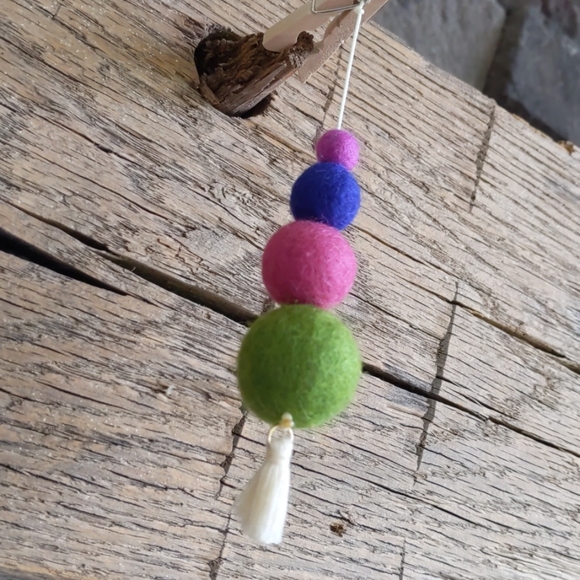 Felted wool ball essential oil diffuser